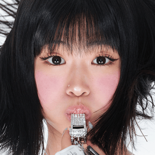 Quiet Kristin 1Day Glow Black - eotd