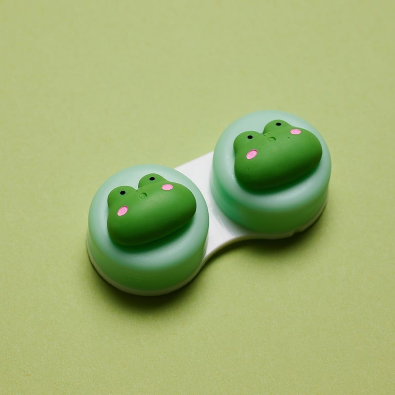 Mochi Frog Contacts Case Green - eotd